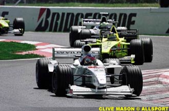 Villeneuve leads the way at Magny Cours