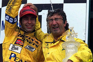 Frentzen and Jordan celebrate their victory at the French GP 1999