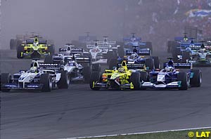 The start, into turn 1