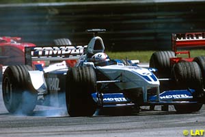 Juan Pablo Montoya locking up at the 2001 Austrian GP