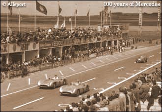 1954: Mercedes returned to F1 in winning ways at the French GP at Rheims