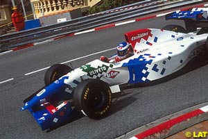 Gianni Morbidelli drives in the 1994 Footwork