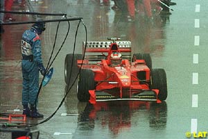 Michael Schumacher in the pits of Silverstone, 1998