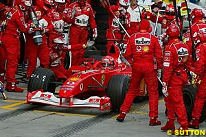 Schumacher pits 