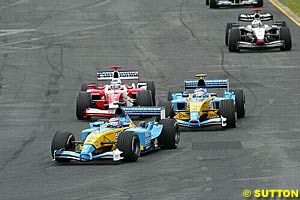 The Renaults were flying at the start of the race