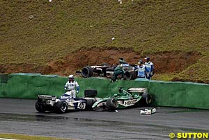 Montoya and Pizzonia were victims of turn 3