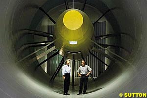 Peter Sauber and Rampf in the new wind tunnel