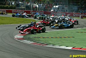 Schumacher leads at the start