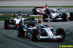 Nick Heidfeld went on to finish 7th