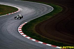 Webber scores Jaguar's first points of 2003