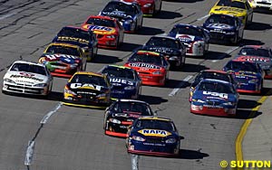 Winner Michael Waltrip leads the pack