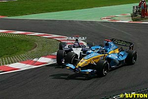 Juan Pablo Montoya & Jarno Trulli collide