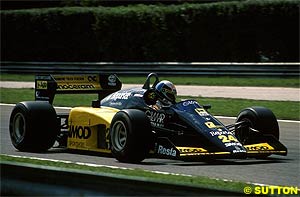 Alessandro Nannini in the Minardi M185B in 1986