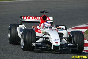 Button in action with the new 006