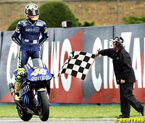 Valentino Rossi crosses the line at Donington