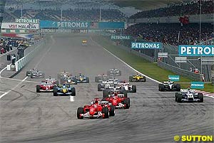 Schumacher leads at the start