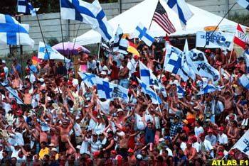 Fins cheering Mika, Hungaroring 1998