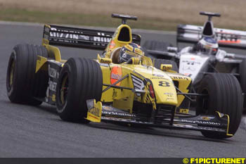 Hakkinen attacks Frentzen, France