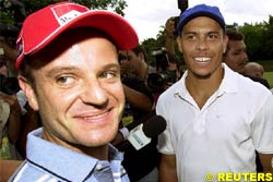 Barrichello and soccer star Ronaldo