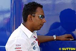 Button Set to Replace Manager with Nav Sidhu