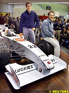 Zonta and Villeneuve at Honda's headquarters, today