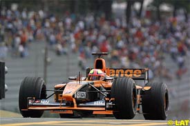 Enrique Bernoldi in action at Interlagos