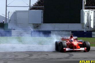 Barrichello spins